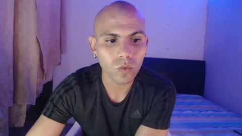 Snapshot of gabrielle_ramirez chatting on 01-10-25, 10:57 Gabriel online show from 01-10-25, 10:57