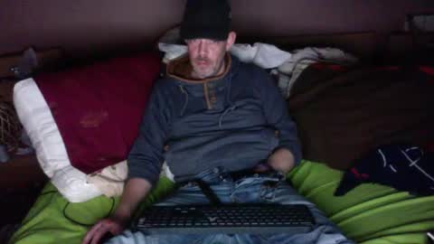 Snapshot of gabssss0802 chatting on 12-27-24, 07:24 gabssss0802 online show from 12-27-24, 07:24