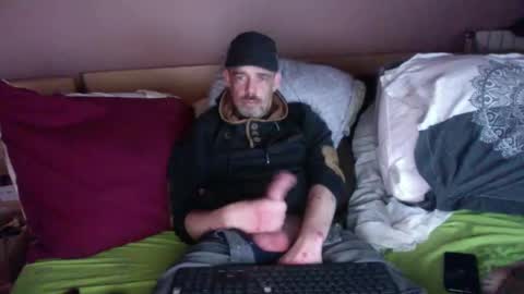 Snapshot of gabssss0802 chatting on 02-09-25, 01:03 gabssss0802 online show from 02-09-25, 01:03