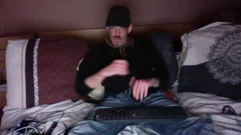 Snapshot of gabssss0802 chatting on 02-10-25, 01:11 gabssss0802 online show from 02-10-25, 01:11