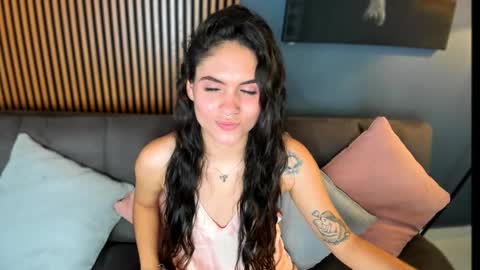 Snapshot of gaby__ferrer_ chatting on 09-26-25, 01:48 GABY online show from 09-26-25, 01:48