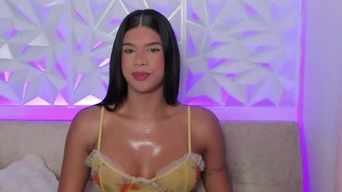 Gabriela  online show from 10-09-25, 07:56