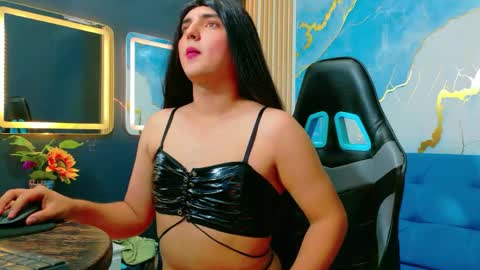 GABY GIL online show from 05-19-26, 12:44