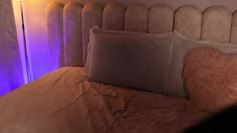 Snapshot of gaby_star69 chatting on 01-26-25, 12:11 Aleja online show from 01-26-25, 12:11