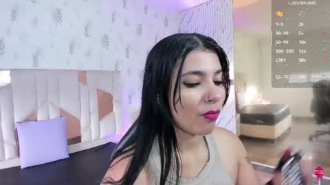 Snapshot of gaby_tay1 chatting on 06-10-26, 12:04 Gaby online show from 06-10-26, 12:04
