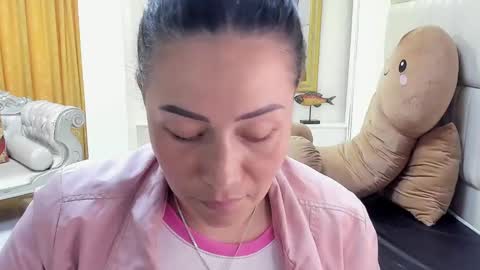 gabriela online show from 12-26-24, 06:33