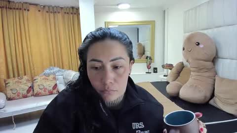 gabriela online show from 09-18-25, 01:24