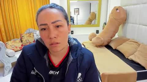 gabriela online show from 10-17-25, 02:30