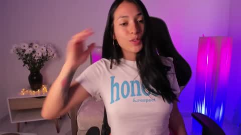 Snapshot of gaby_yummy chatting on 03-04-25, 08:05 Gabriela online show from 03-04-25, 08:05