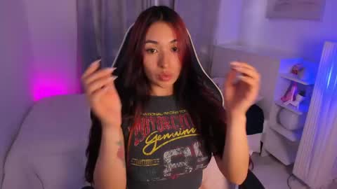 Snapshot of gaby_yummy chatting on 05-04-26, 07:10 Gabriela online show from 05-04-26, 07:10