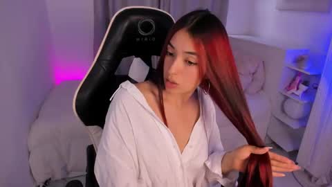 Snapshot of gaby_yummy chatting on 06-03-26, 04:45 Gabriela online show from 06-03-26, 04:45