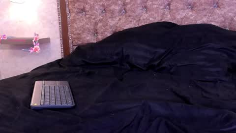 Snapshot of gabydesire chatting on 01-22-25, 04:23 GABY DESIRE online show from 01-22-25, 04:23