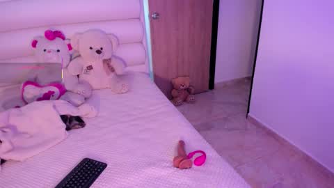 Snapshot of gabydesire chatting on 09-29-25, 05:23 GABY DESIRE online show from 09-29-25, 05:23