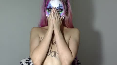 gabygumms online show from 11-24-25, 06:46