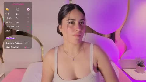 Snapshot of gabyjoness_ chatting on 11-25-25, 04:45 Gaby online show from 11-25-25, 04:45