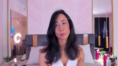 Snapshot of gabypetit chatting on 11-09-25, 02:15 Gaby online show from 11-09-25, 02:15