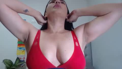 Snapshot of gabysot chatting on 02-20-25, 04:46 gabysot online show from 02-20-25, 04:46