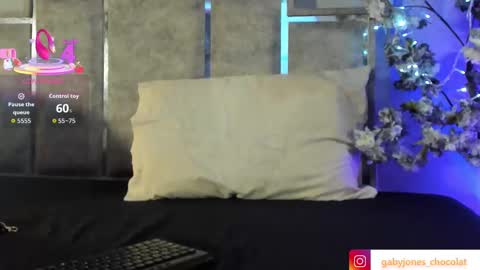 gabyyjones online show from 09-20-25, 01:01