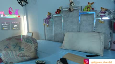 Snapshot of gabyyjones chatting on 12-19-25, 11:39 gabyyjones online show from 12-19-25, 11:39