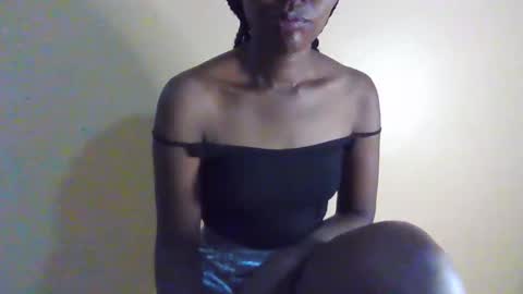 Snapshot of gada_charm chatting on 02-24-25, 11:30 Gada online show from 02-24-25, 11:30