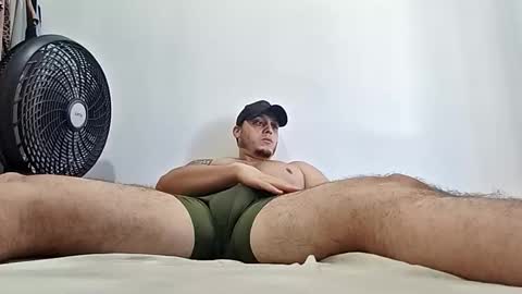 Snapshot of gael18cm chatting on 02-15-26, 03:20 gael18cm online show from 02-15-26, 03:20