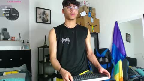 gael_jones online show from 09-23-25, 02:58