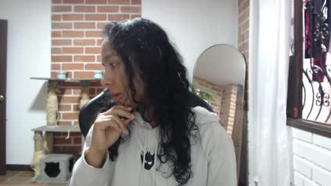 Lenna 3 online show from 05-16-26, 12:48