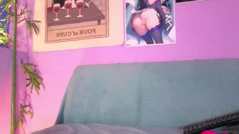 Snapshot of gaia_gatex chatting on 10-15-25, 12:27 Gaia online show from 10-15-25, 12:27