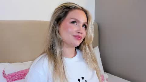 Gaia Baker  online show from 06-25-26, 03:39