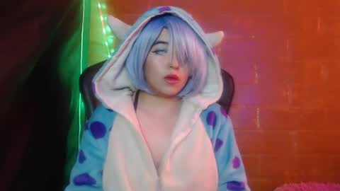 Snapshot of gakomenoshida chatting on 03-11-25, 07:36 Kate 3 online show from 03-11-25, 07:36