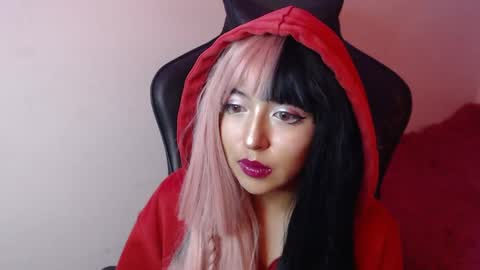 Snapshot of gakomenoshida chatting on 09-27-25, 08:47 Kate 3 online show from 09-27-25, 08:47