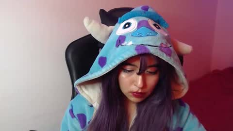 Kate 3 online show from 10-12-25, 06:51