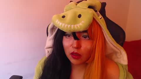 Snapshot of gakomenoshida chatting on 12-19-25, 07:32 Kate 3 online show from 12-19-25, 07:32