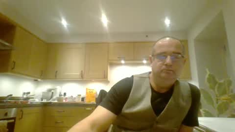 Snapshot of galacx chatting on 01-06-25, 05:16 galacx online show from 01-06-25, 05:16