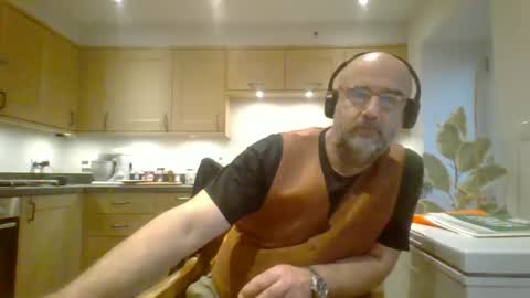 Snapshot of galacx chatting on 03-01-25, 05:38 galacx online show from 03-01-25, 05:38