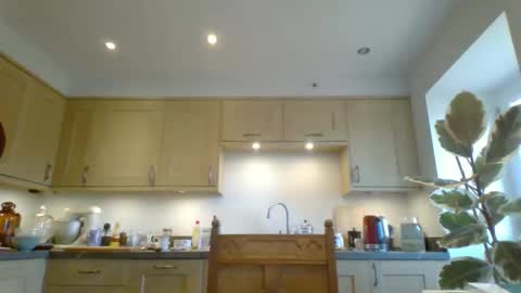 Snapshot of galacx chatting on 09-23-25, 03:59 galacx online show from 09-23-25, 03:59