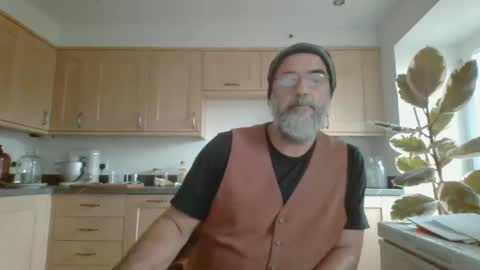 Snapshot of galacx chatting on 10-07-25, 11:51 galacx online show from 10-07-25, 11:51