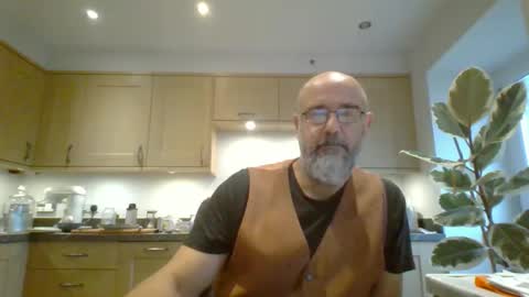 Snapshot of galacx chatting on 10-17-25, 03:25 galacx online show from 10-17-25, 03:25