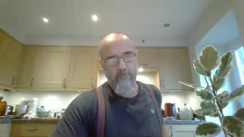 Snapshot of galacx chatting on 11-05-25, 09:31 galacx online show from 11-05-25, 09:31