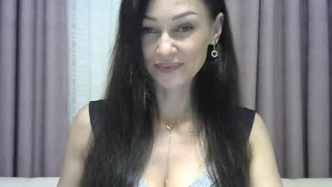 Snapshot of galaxy_33 chatting on 10-09-25, 03:43 galaxy_33 online show from 10-09-25, 03:43