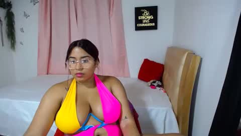 Snapshot of galdot_sex chatting on 02-19-25, 02:01 Galdo online show from 02-19-25, 02:01