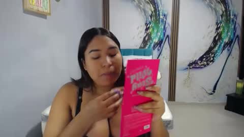 Snapshot of galdot_sex chatting on 11-17-25, 10:04 Galdo online show from 11-17-25, 10:04