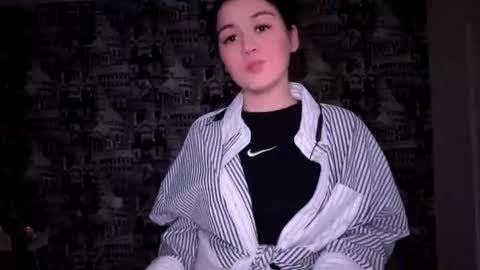 Abigail online show from 12-14-25, 08:02