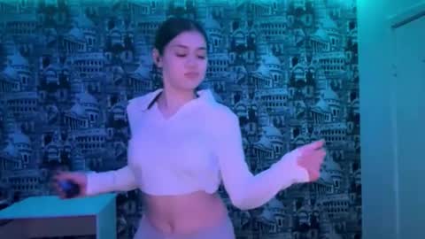 Abigail online show from 12-15-25, 07:07