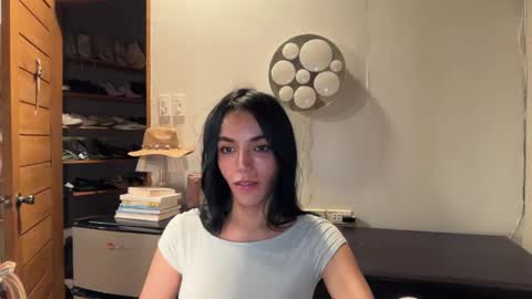 Snapshot of galileii chatting on 04-26-26, 12:03 galileii online show from 04-26-26, 12:03