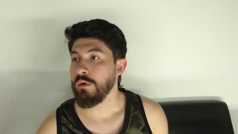 Snapshot of galit_g chatting on 12-03-25, 02:19 Gari online show from 12-03-25, 02:19