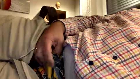 Snapshot of gallimanxxleu chatting on 05-13-26, 09:11 Stutzen online show from 05-13-26, 09:11