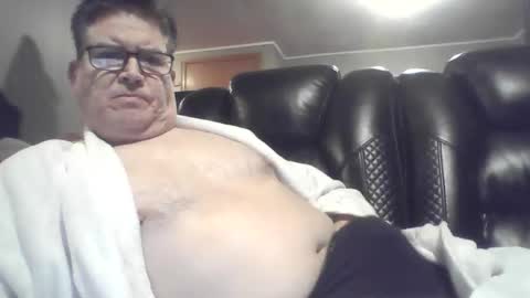 Snapshot of gameon1969 chatting on 12-20-24, 07:44 gameon1969 online show from 12-20-24, 07:44