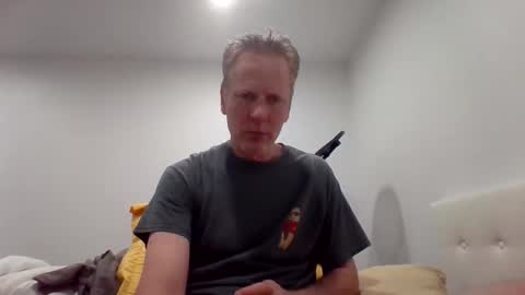 Snapshot of gamerboy200 chatting on 04-01-26, 02:23 gamerboy200 online show from 04-01-26, 02:23