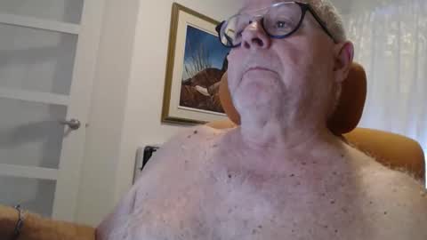 Snapshot of gamin68 chatting on 11-26-25, 05:58 gamin68 online show from 11-26-25, 05:58